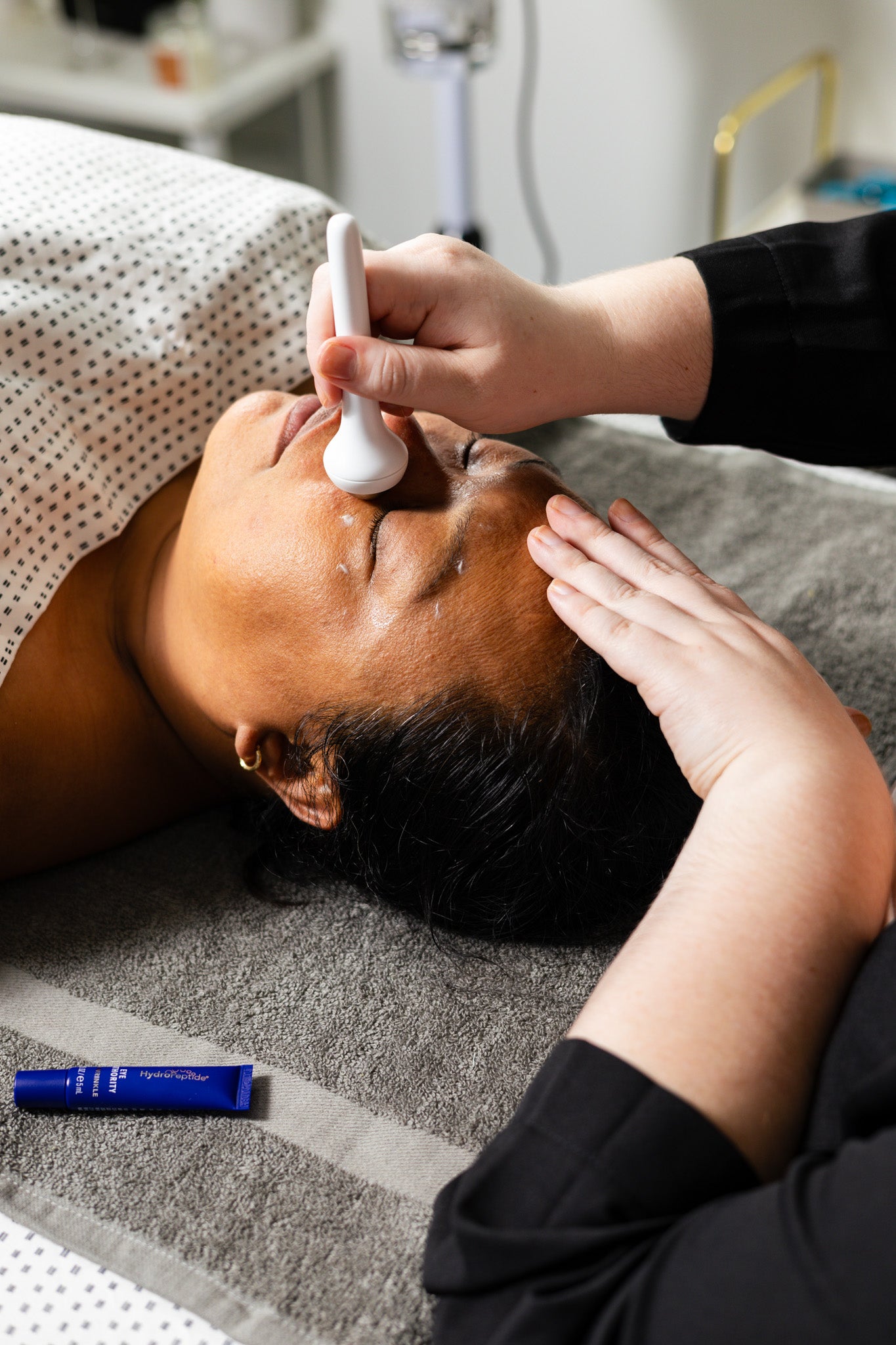 Microdermabrasion Skin Refresher